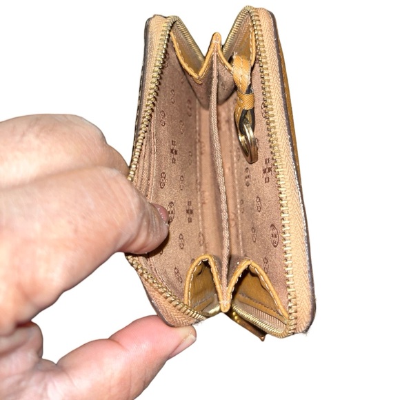 EUC TORY BURCH COIN WALLET - Picture 4 of 5